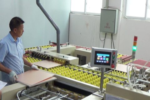 pcb開板是什么意思？pcb開窗和沒開窗
